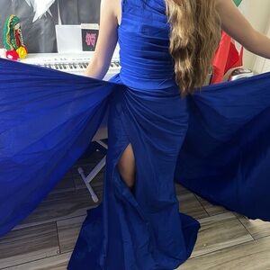 Elegant Blue Evening Gown